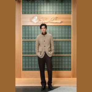 Vic Chou-001-Elegant