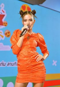 กันติชา ชุมมะ-005-Amazing